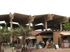 O grande mercado em Ouaga